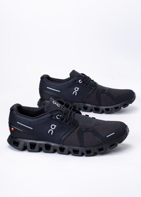 Herren Sneaker Schwarz On Running Cloud 5