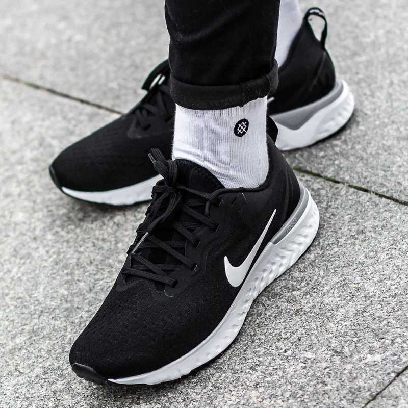 Nike Odyssey React (AO9820-001)