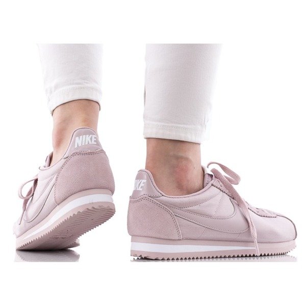 Nike WMNS Classic Cortez Nylon (749864-607)