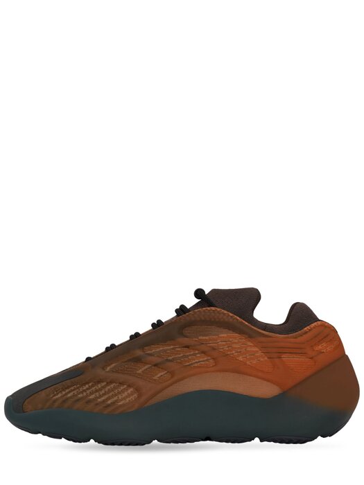 Unisex Sneaker adidas Yeezy 700 V3 Copper Fade