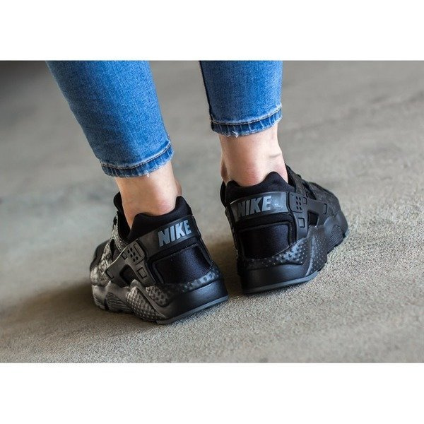 Nike Huarache Run SE (904538-003)