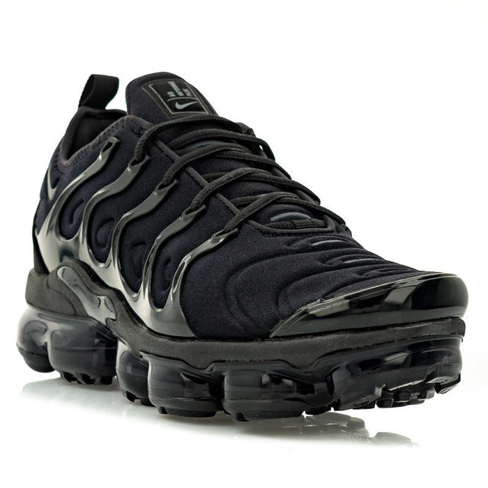 Nike Air Vapormax Plus (924453-004)